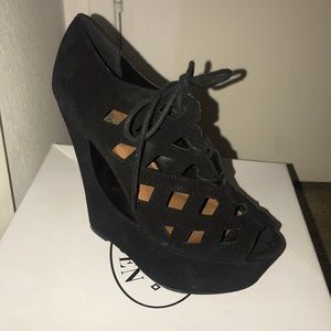 Black Steve Madden Wedges